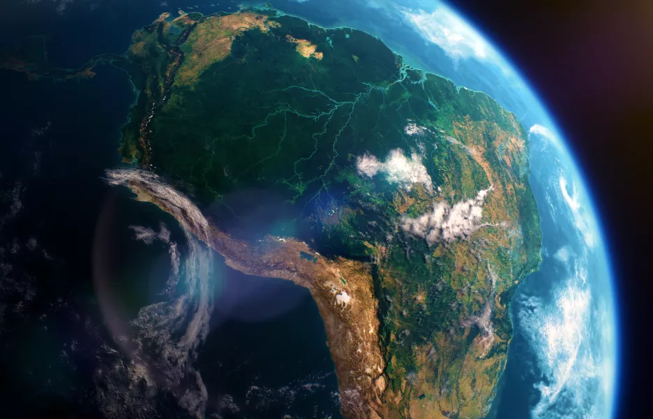 Vue de la terre depuis le ciel, montrant les deltas favorables à l'extraction de l'énergie osmotique. 