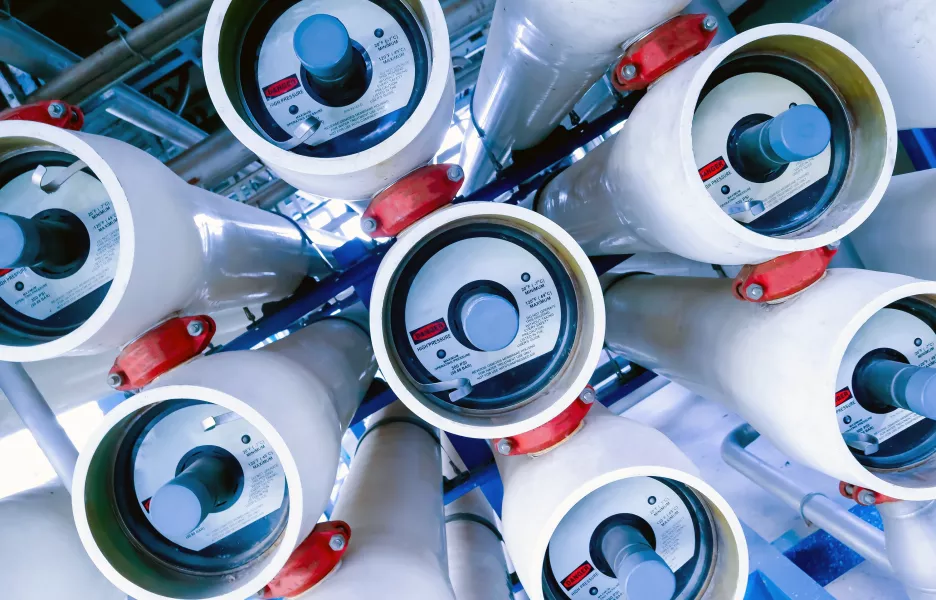 Membranes d'osmose inverse, proche du système d'extraction de l'énergie osmotique.